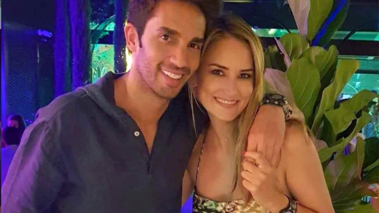 Alba Carrillo anuncia su ruptura con Santi Burgoa