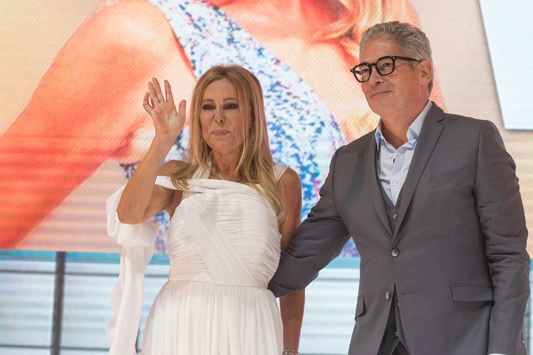 La emoción de Ana Obregón al recibir el Premio Mainat: «Sé que voy a tener fuerzas para seguir»