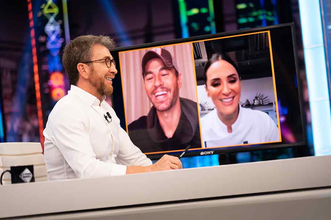 Enrique Iglesias y Tamara Falcó con Pablo Motos - El Hormiguero © Antena 3