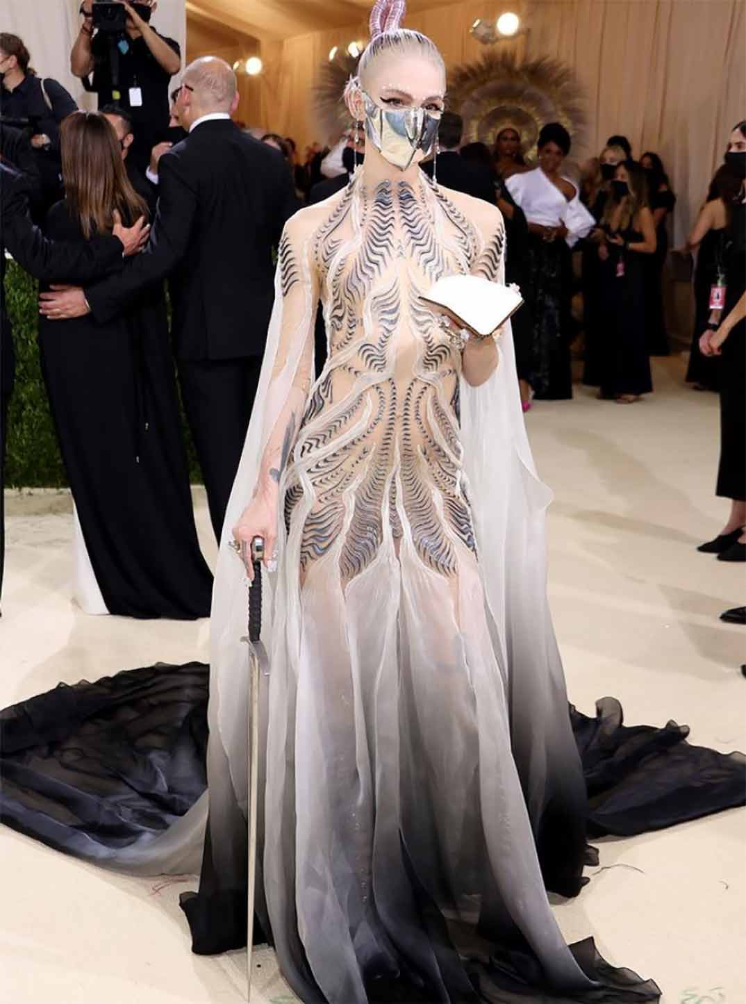 Grimes - Gala Met 2021