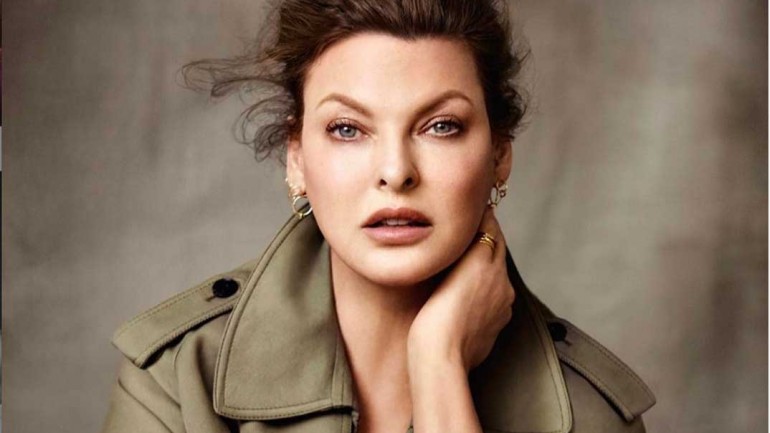 Linda Evangelista confiesa que sufre una depresión tras quedar «desfigurada» por un tratamiento estético