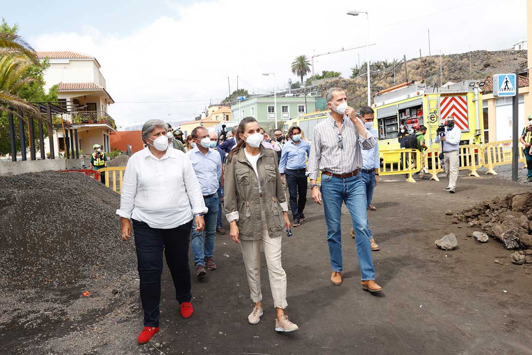 Reyes Felipe y Letizia - La Palma © Casa S.M. El Rey