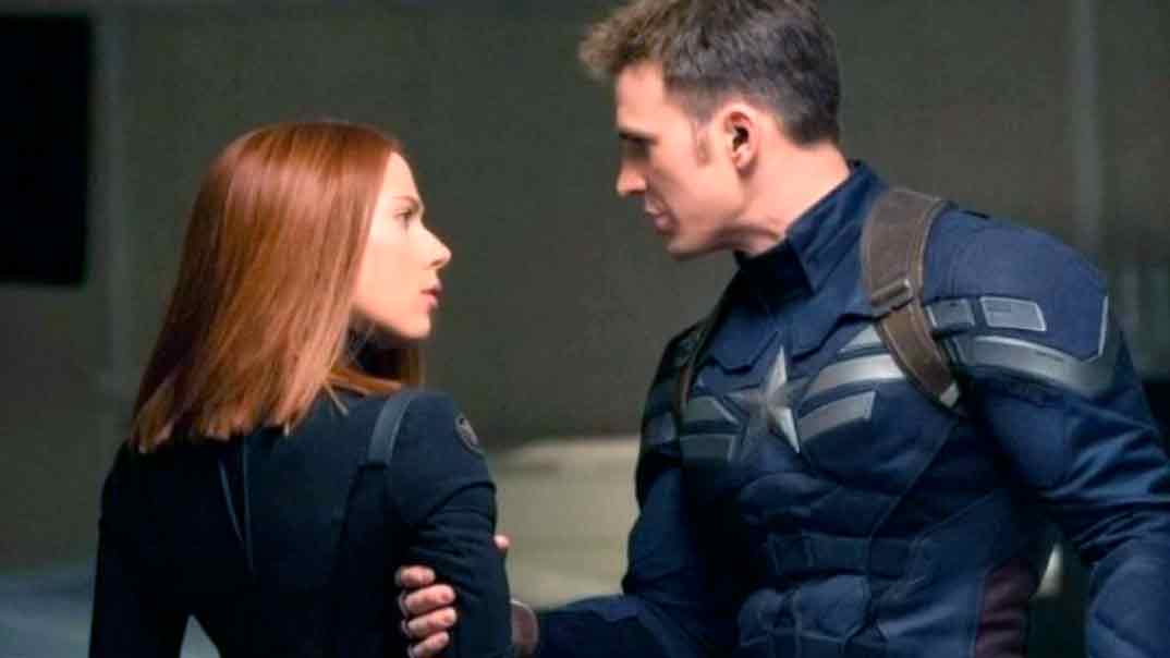 Chris Evans y Scarlett Johansson - Los Vengadores