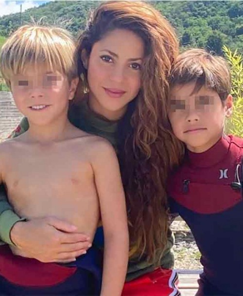 Shakira presume de sus hijos en redes