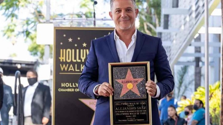 Alejandro Sanz ya tiene su estrella en el Paseo de la Fama