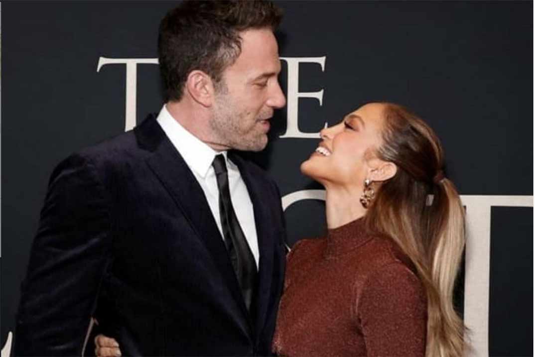 Jennifer Lopez acapara todas las miradas en la noche mas especial de Ben Affleck