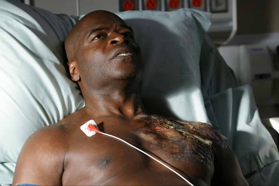 blacklist 9x02 dembe