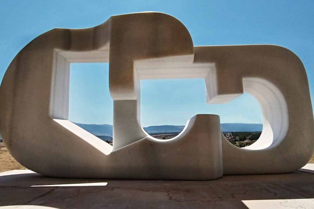 Fernando Heras Castán nos muestra unas esculturas rotundas y equilibradas en su próxima exposición