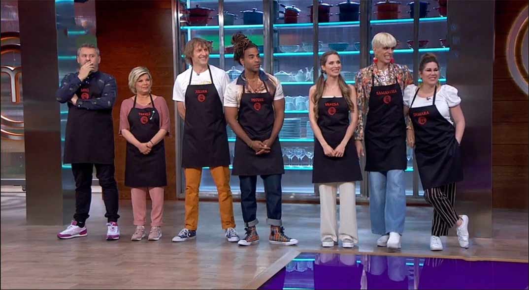 Miki Nadal, Terelu Campos, Iulian Iantzi, Yotuel Romero, Vanesa Romero, Samantha Hudson y Tamara Valcárcel - MasterChef Celebrity 6 © RTVE