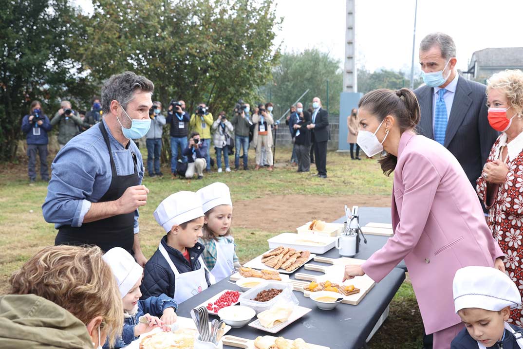 Reyes Felipe y Letizia - Premio Escuela del Año 2020 © Casa S.M. El Rey