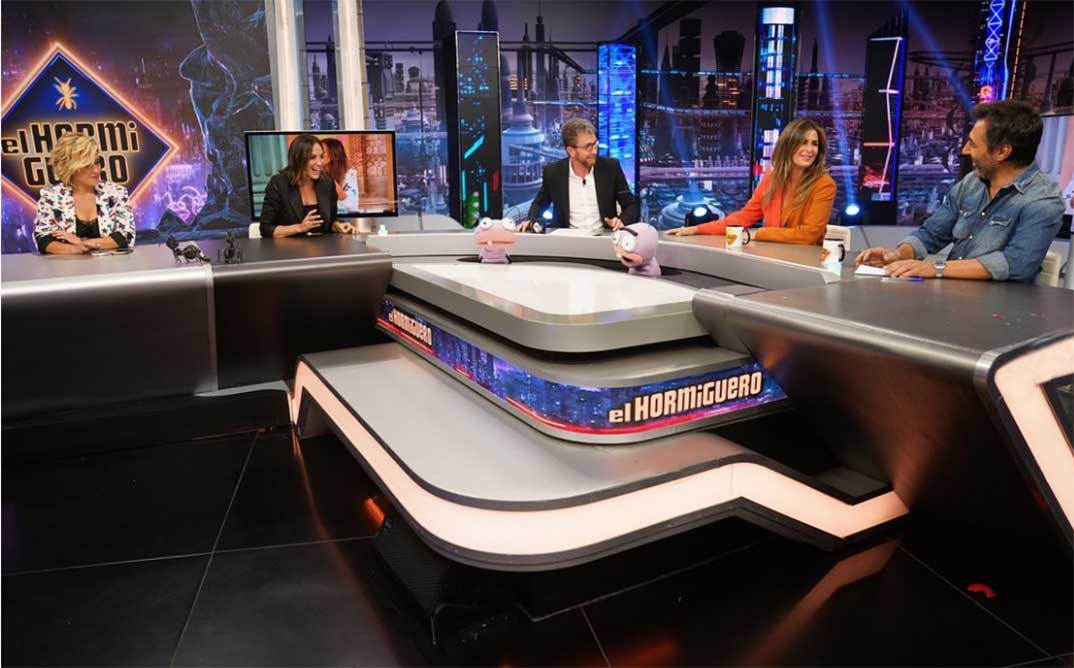 Cristina Pardo, Tamara Falcó, Pablo Motos, Nuria Roca y Juan del Val - El Hormiguero © Atresmedia