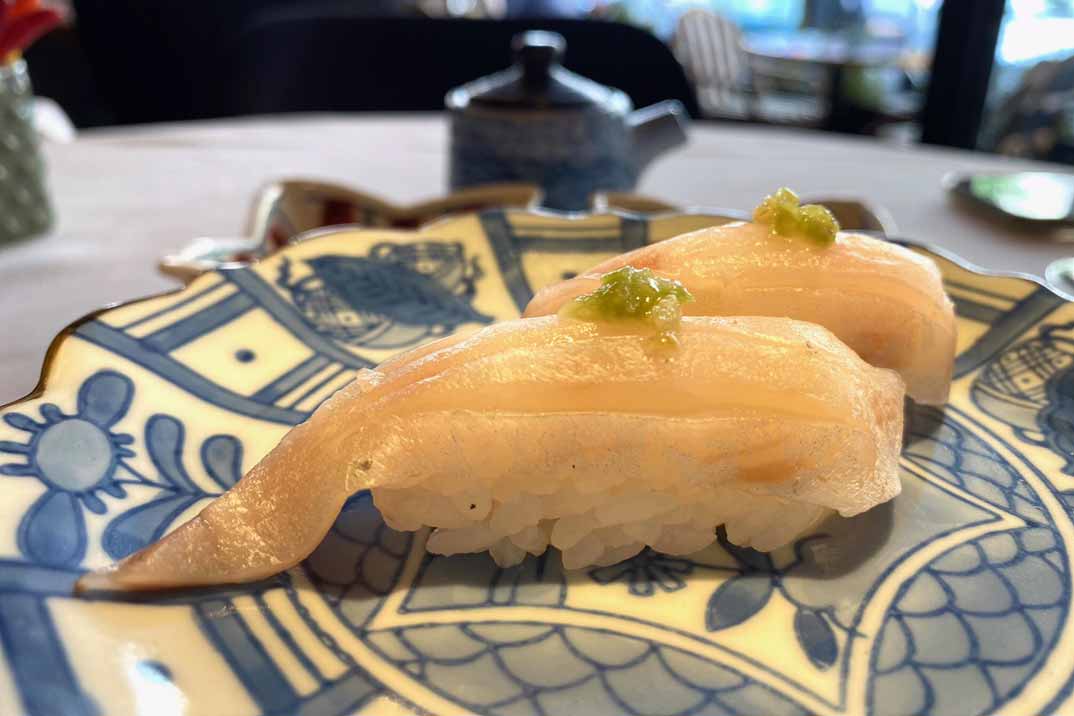 tottori-Nigiri-Lubina