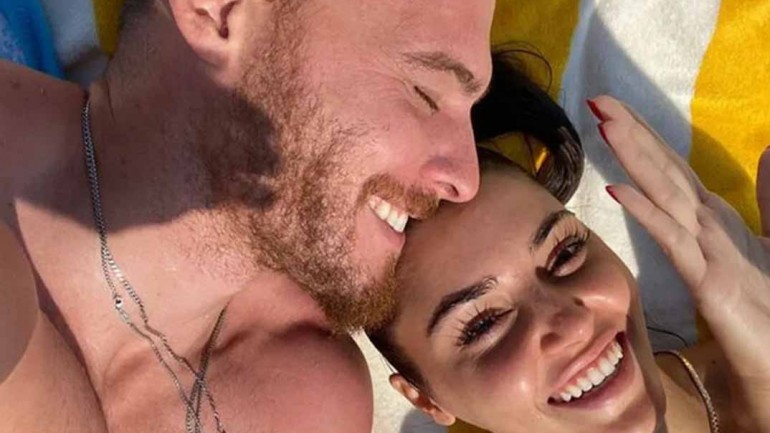 Kerem Bürsin responde a los rumores de boda con Hande Erçel