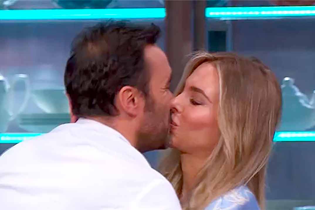 Juanma Castaño y su novia, Helena Condis -MasterChef Celebrity © RTVE