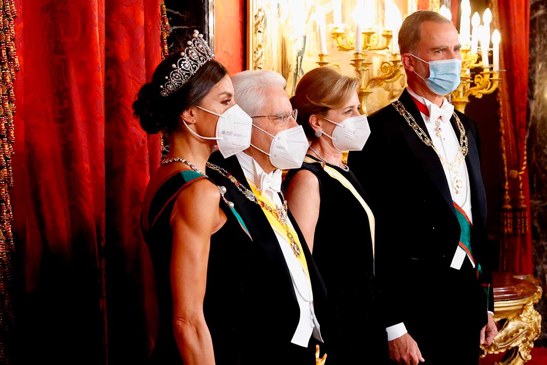 Reyes Felipe y Letizia - Cena de gala ofrecida en honor de S.E. el Presidente de la República Italiana © Casa Real S.M. El Rey