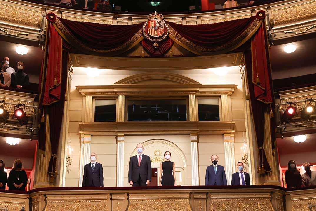 Reyes Felipe y Letizia - Teatro Real © Casa S.M. El Rey