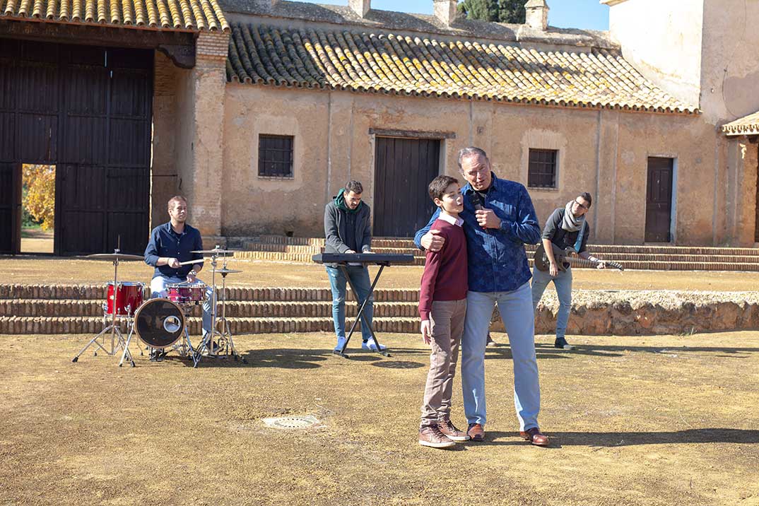 Bertín Osborne con su hijo Carlos - Su casa es la suya © Telecinco