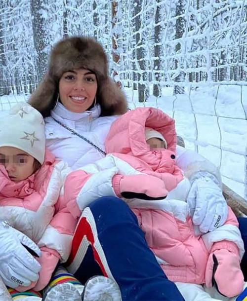 Así ha sido el espectacular viaje de Georgina Rodríguez con sus hijos a Laponia para conocer a Papá Noel