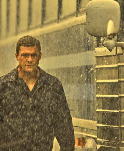 “Reacher” la nueva serie protagonizada por Alan Ritchson llega a Amazon