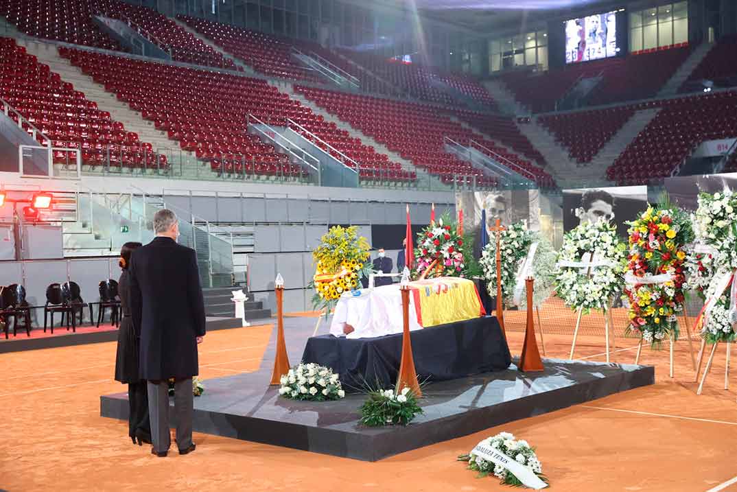 Rey Felipe VI - Capilla ardiente Manolo Santana © Casa S.M.El Rey