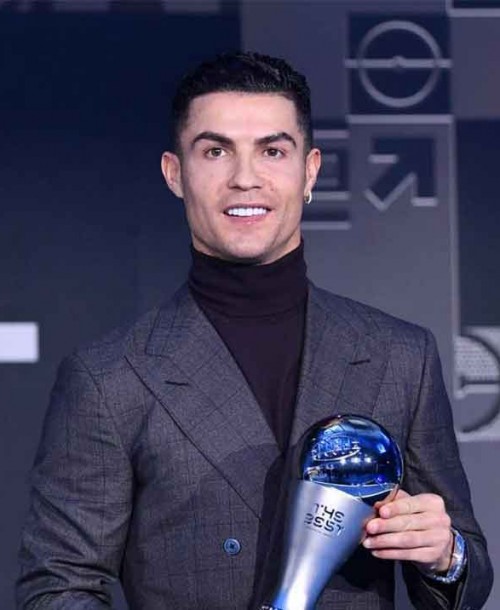 Cristiano Ronaldo ofrece hasta 1.900€ al mes por trabajar en su hotel