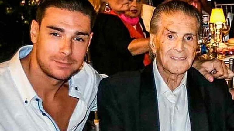 Jacobo Ostos, devastado tras el fallecimiento de su padre, Jaime Ostos