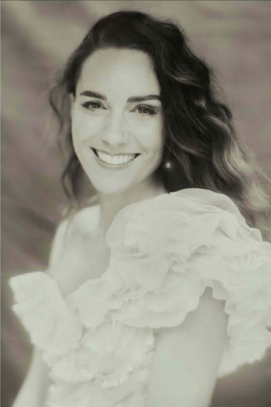 Kate Middleton © dukeandduchessofcambridge/Paolo Roversi