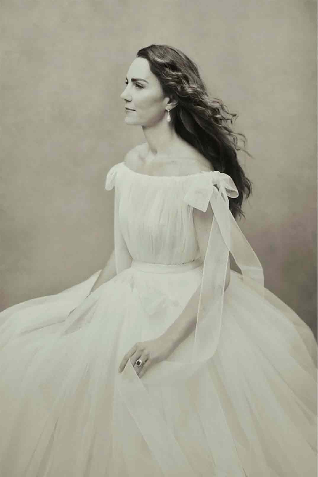 Kate Middleton © dukeandduchessofcambridge/Paolo Roversi