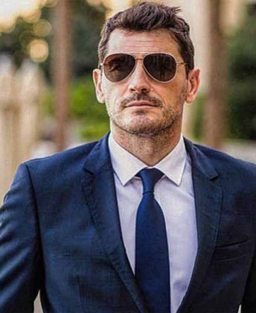 Iker Casillas celebra su 43 cumpleaños con un sorprendente cambio de look