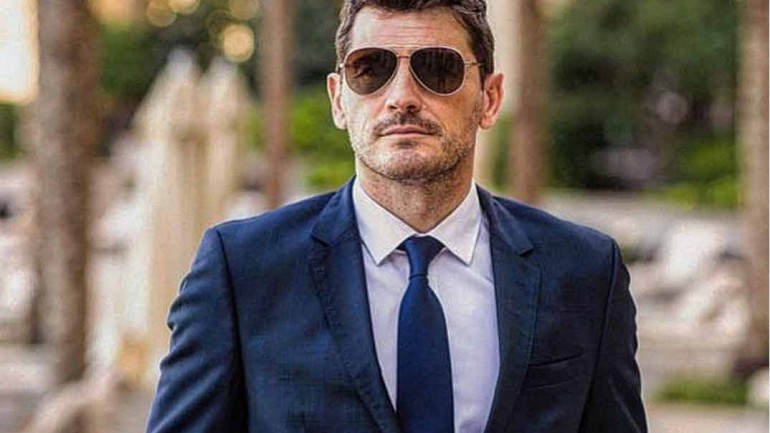 Iker Casillas celebra su 43 cumpleaños con un sorprendente cambio de look