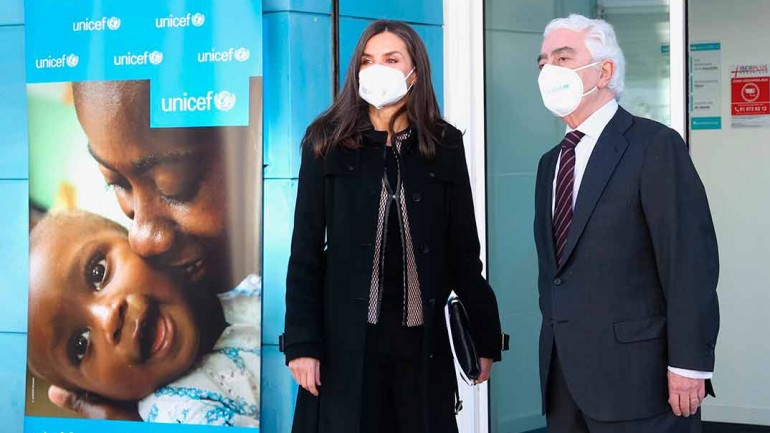 La reina Letizia recupera su chaqueta de «falso» Chanel, de hace cuatro años