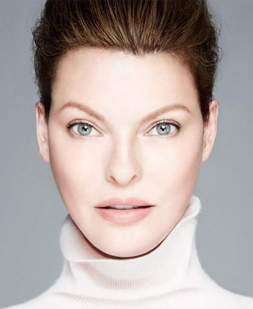 Linda Evangelista enseña por primera vez su cuerpo tras quedar «desfigurada»