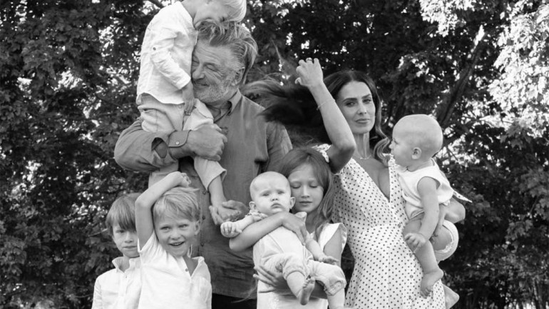 Alec Baldwin e Hilaria Thomas se convierten en padres por séptima vez
