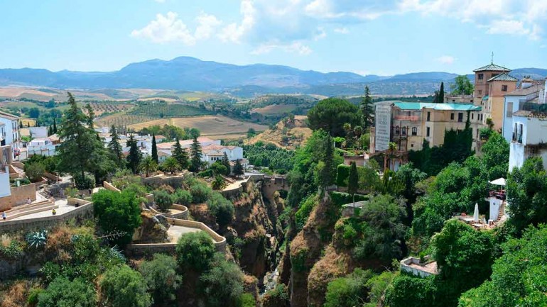 Descubre el turismo rural esta Semana Santa en la provincia de Málaga