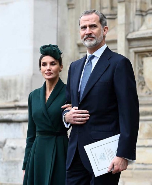 Los Reyes acompañan a Isabel II en el homenaje al duque de Edimburgo