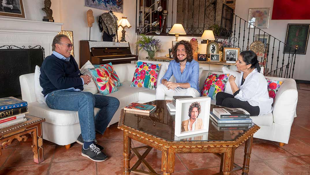 Kiki Morente y Aurora Carbonell con Bertín Osborne - Mi casa es la tuya © Telecinco