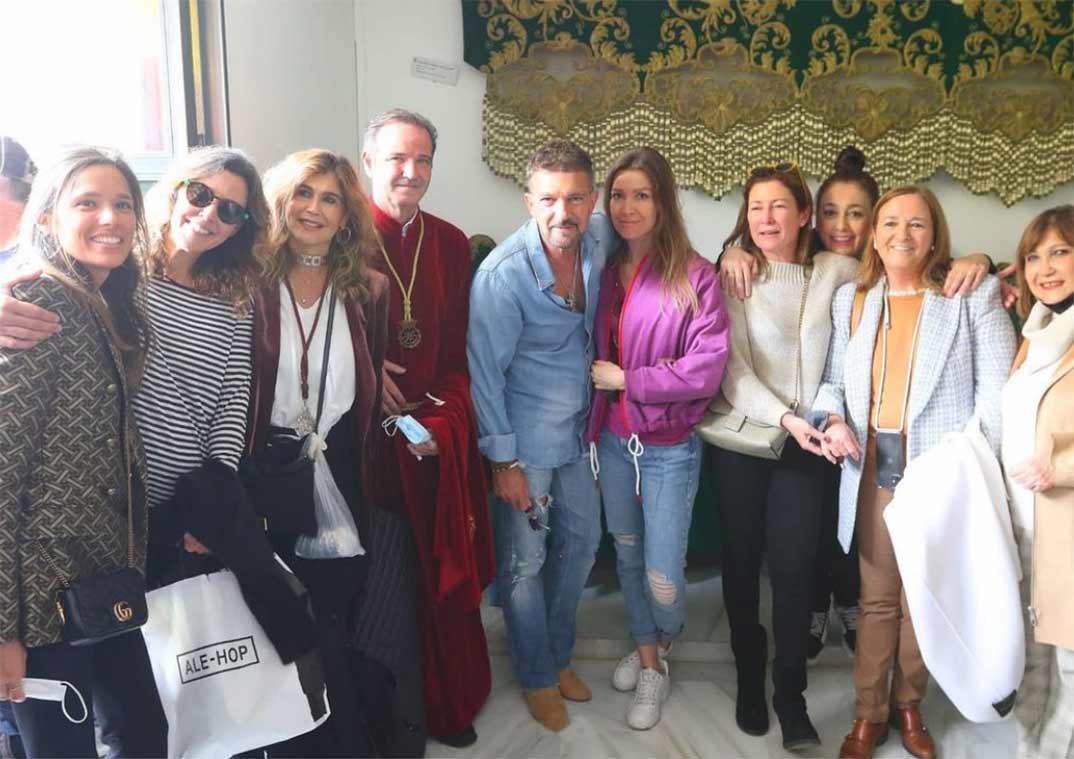 Antonio Banderas con Nicole Kimpel © Instagram