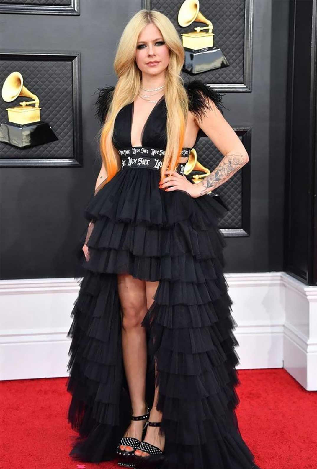 Avril Lavigne - Premios Grammy 2022