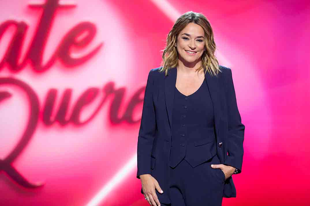 Nacho Palau y María del Monte, invitados en el estreno de ‘Déjate querer’, presentado por Toñi Moreno