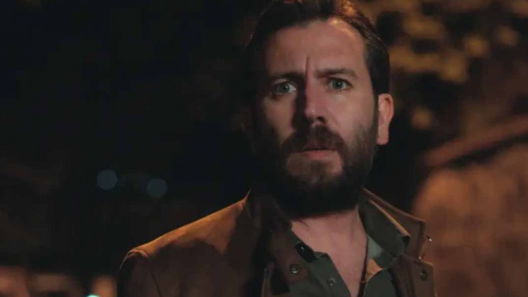 “Infiel” temporada 2 Capítulo 4: Melih descubre que Derin puede andar