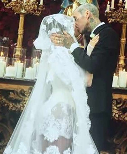 Kourtney Kardashian y Travis Barker celebran su tercera y definitiva boda en Italia