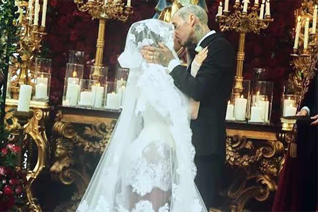 Kourtney Kardashian y Travis Barker celebran su tercera y definitiva boda en Italia