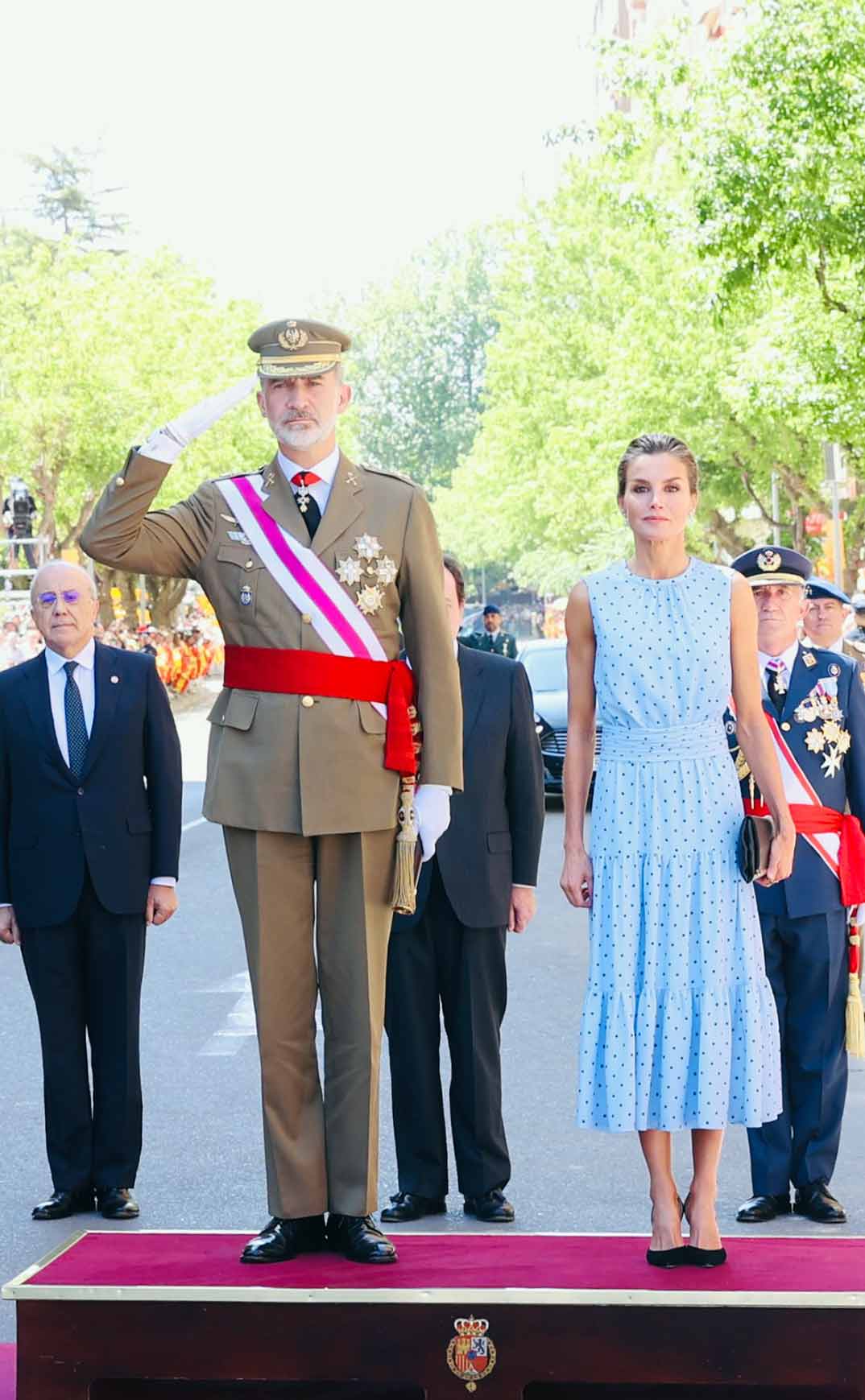 Reyes Felipe y Letizia - Día de las Fuerzas Armadas © Casa S.M. El Rey