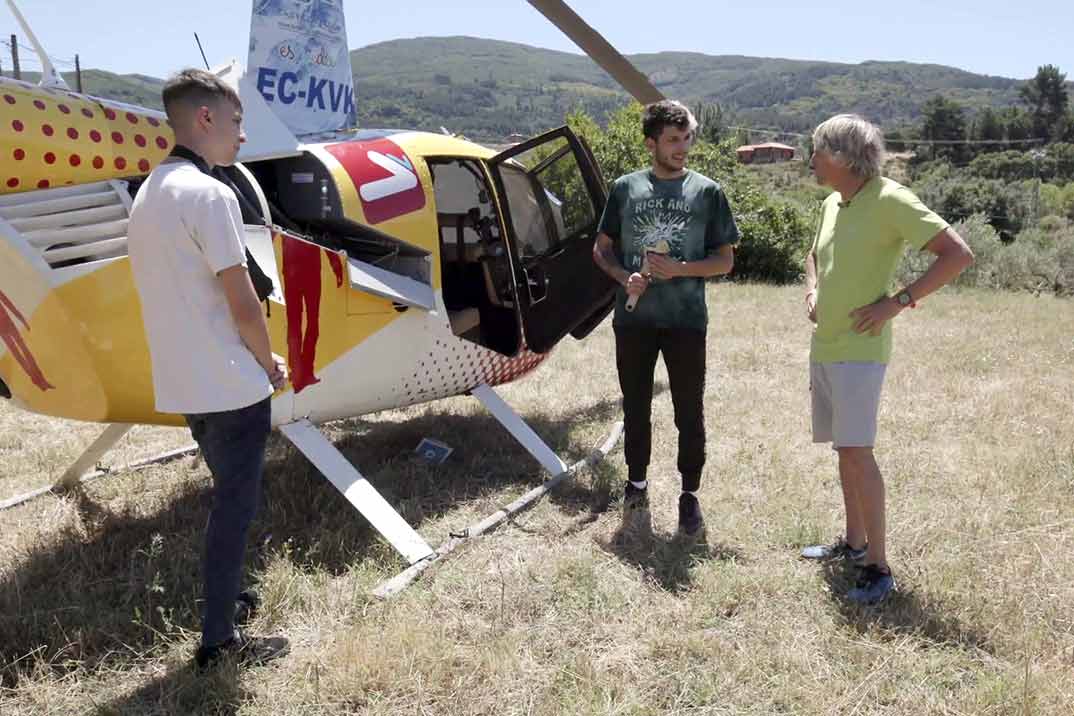 Organizar una carrera de ‘Autos locos’ eléctricos, nueva misión en ‘Volando Voy’