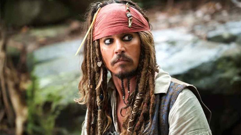 Disney ofrece 301 millones de dólares a Johnny Depp para volver a interpretar a Jack Sparrow
