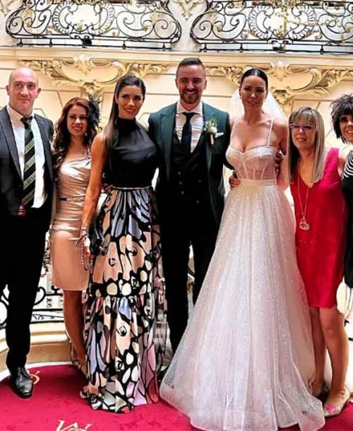 Pilar Rubio, sin Sergio Ramos, en la boda de Vania Millán con un vestido de 8.000 euros