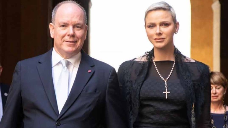 Charlene de Mónaco prescinde del «privilegio de blanco» en su visita al Vaticano