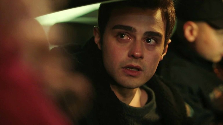 “Hermanos” Capítulo 11: Ömer es detenido por la policía