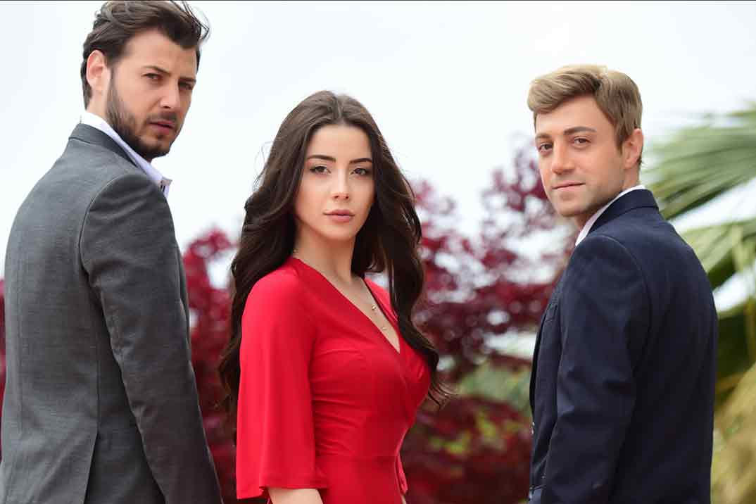 ‘Alas rotas’, la exitosa serie turca que llega a Nova