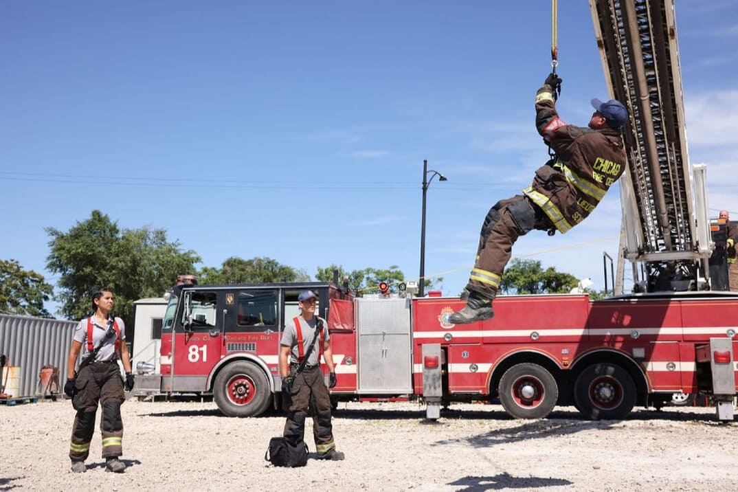 Chicago fire 11x03 - momento del rescate